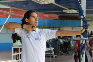 Javier Rojas, arquero queretano se prepara para próximo ciclo olímpico