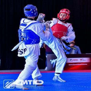 Taekwondoín queretano se prepara para competir en París 2024