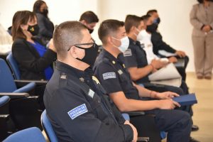UTEQ eválua a finalistas del Premio al Policía del Año 2021